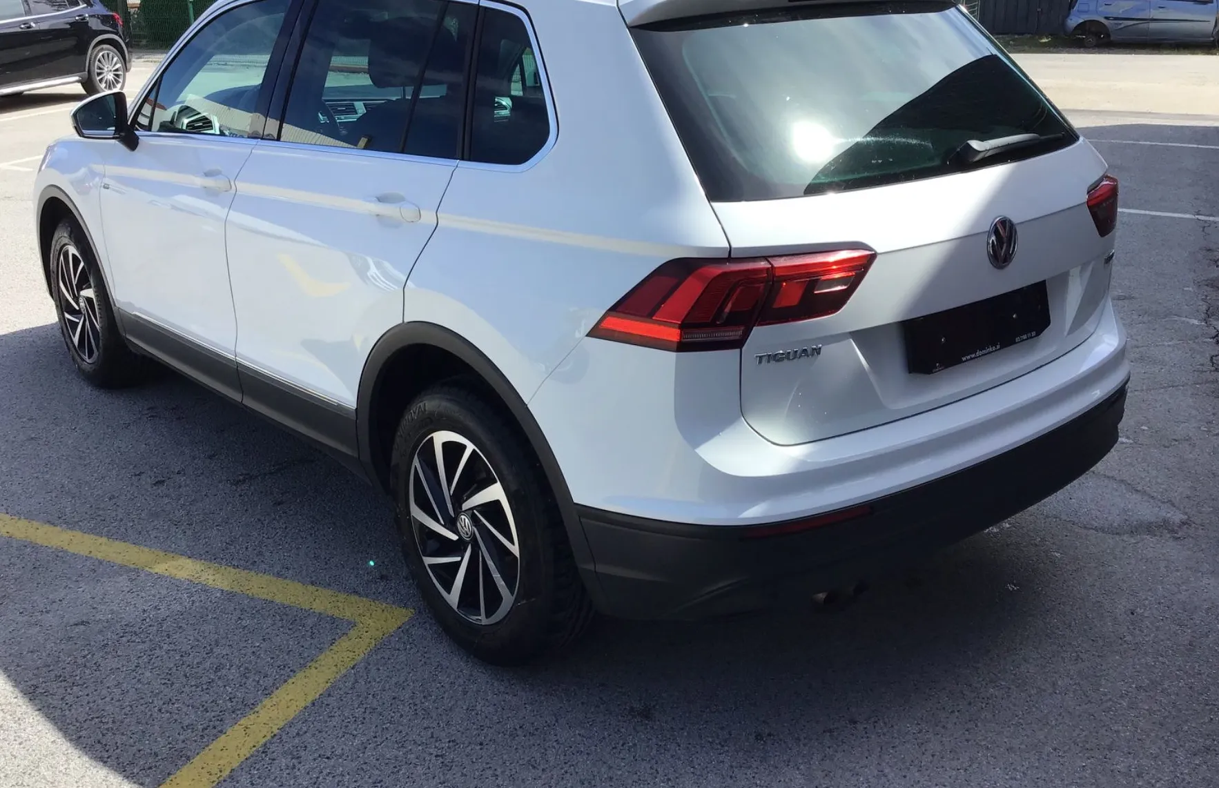 Zunanja slika - Volkswagen Tiguan - 4motion 2.0 TDI BMT Comfortline DSG - 7