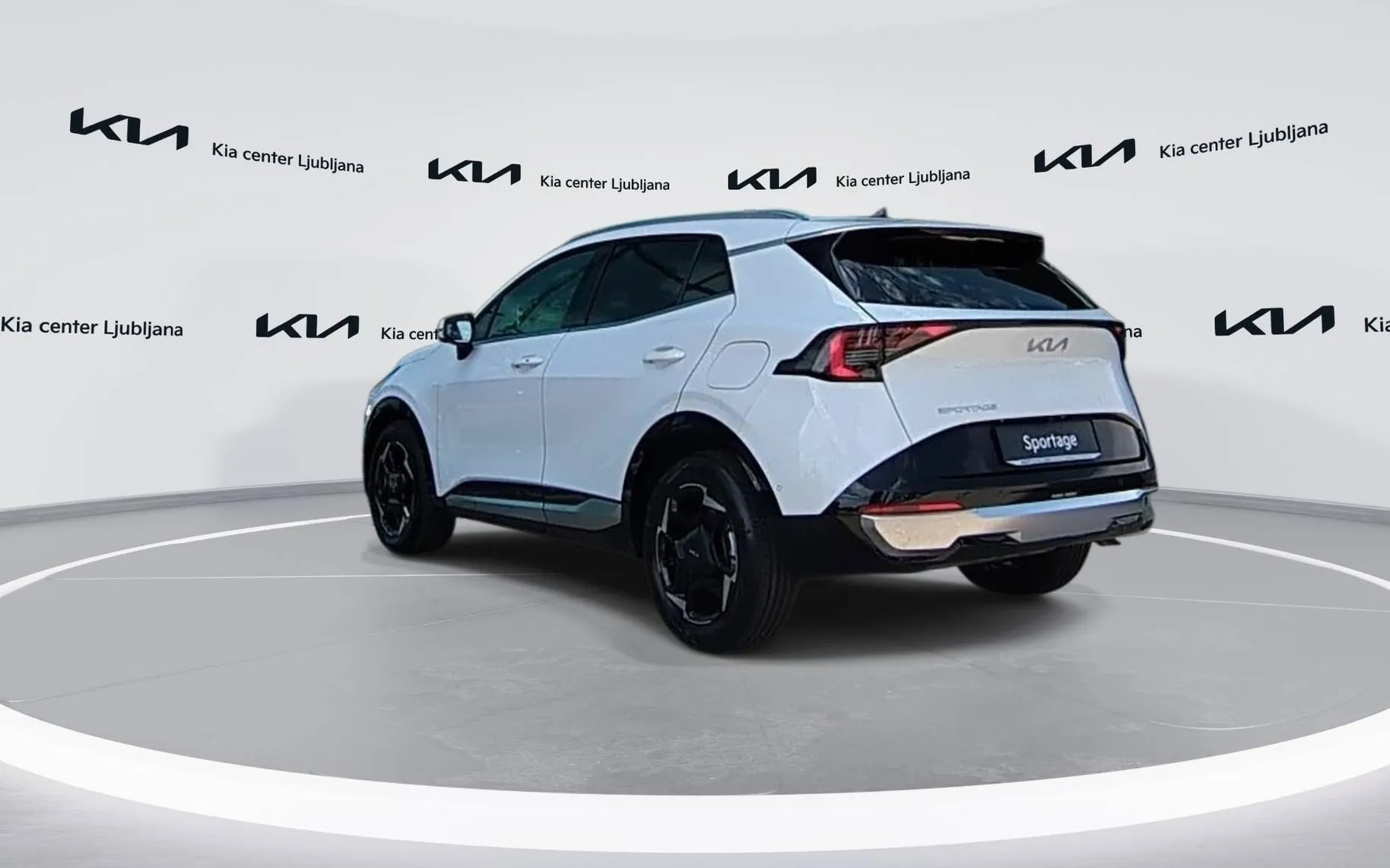 Notranja slika - KIA Sportage - 1.6 T-GDi EX Style. DCT 2026... - 7