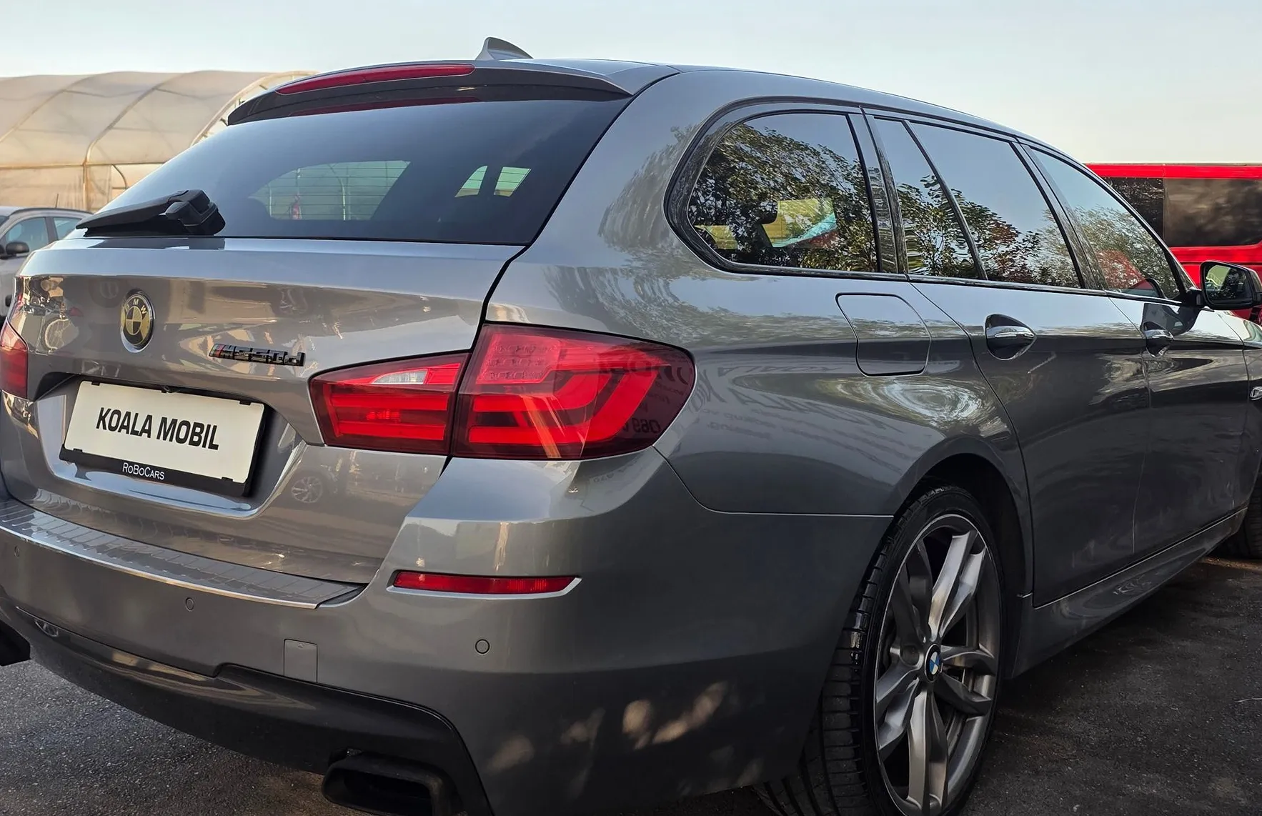 Zunanja slika - BMW Serija 5 - Touring: 550D XDRIVE M-PAKET XENON-360KAMERE-SOFT CLOSE - 4