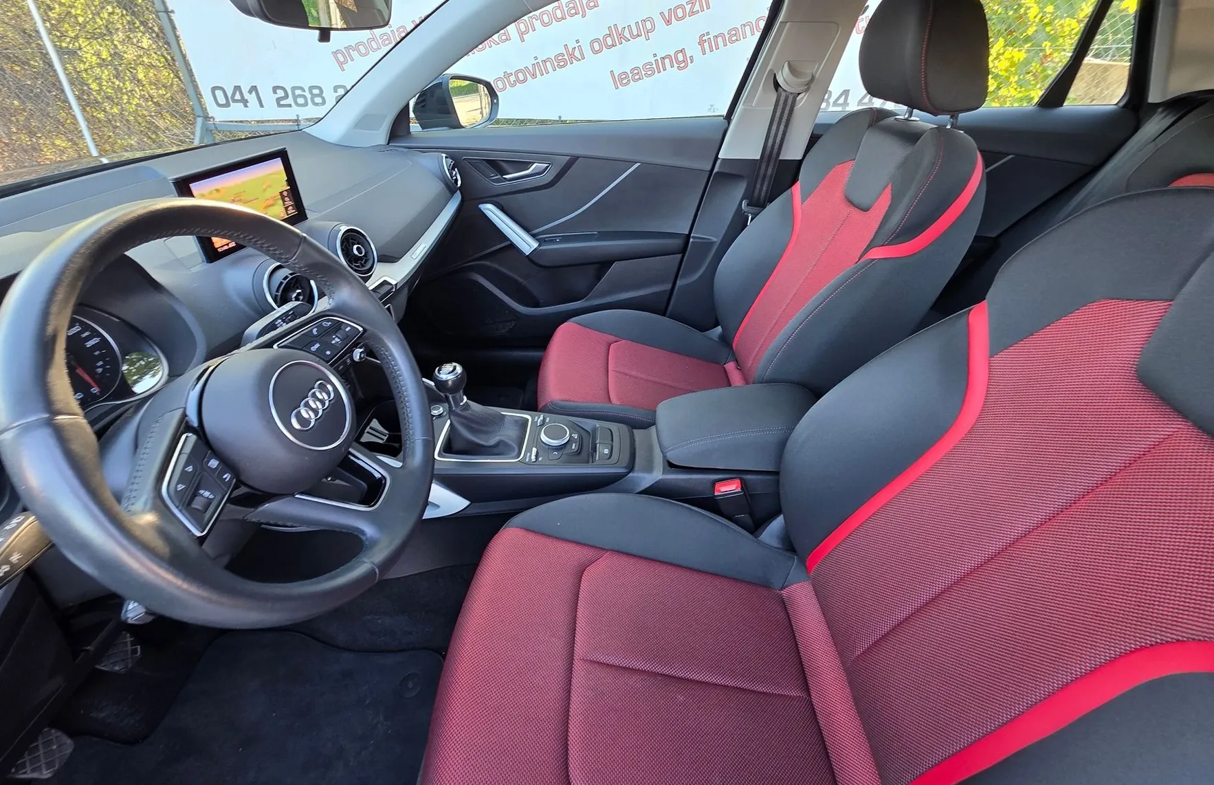Zunanja slika - Audi Q2 - 30 TFSI SPORT LED-ALU PLATIŠČA-NAVI-1.LASTNIK - 10