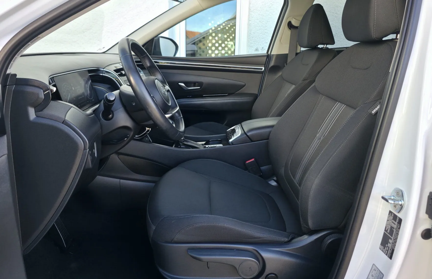 Zunanja slika - Hyundai Tucson - 1.6CRDI DCT Premium BI-LED•BLIS•GRETJE•KEYLES•18C• - 6