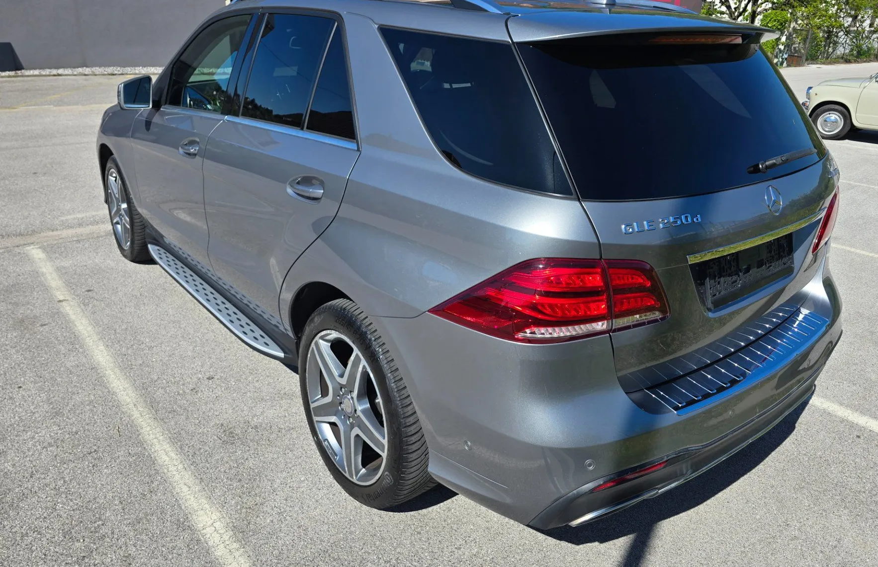 Zunanja slika - Mercedes-Benz GLE-Razred - GLE 250d 4matic Premium - 4