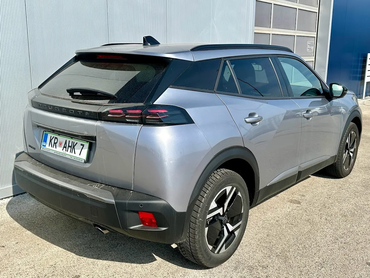 Zunanja slika - Peugeot 2008 - ALLURE 1.2 PURETECH 100 - 6