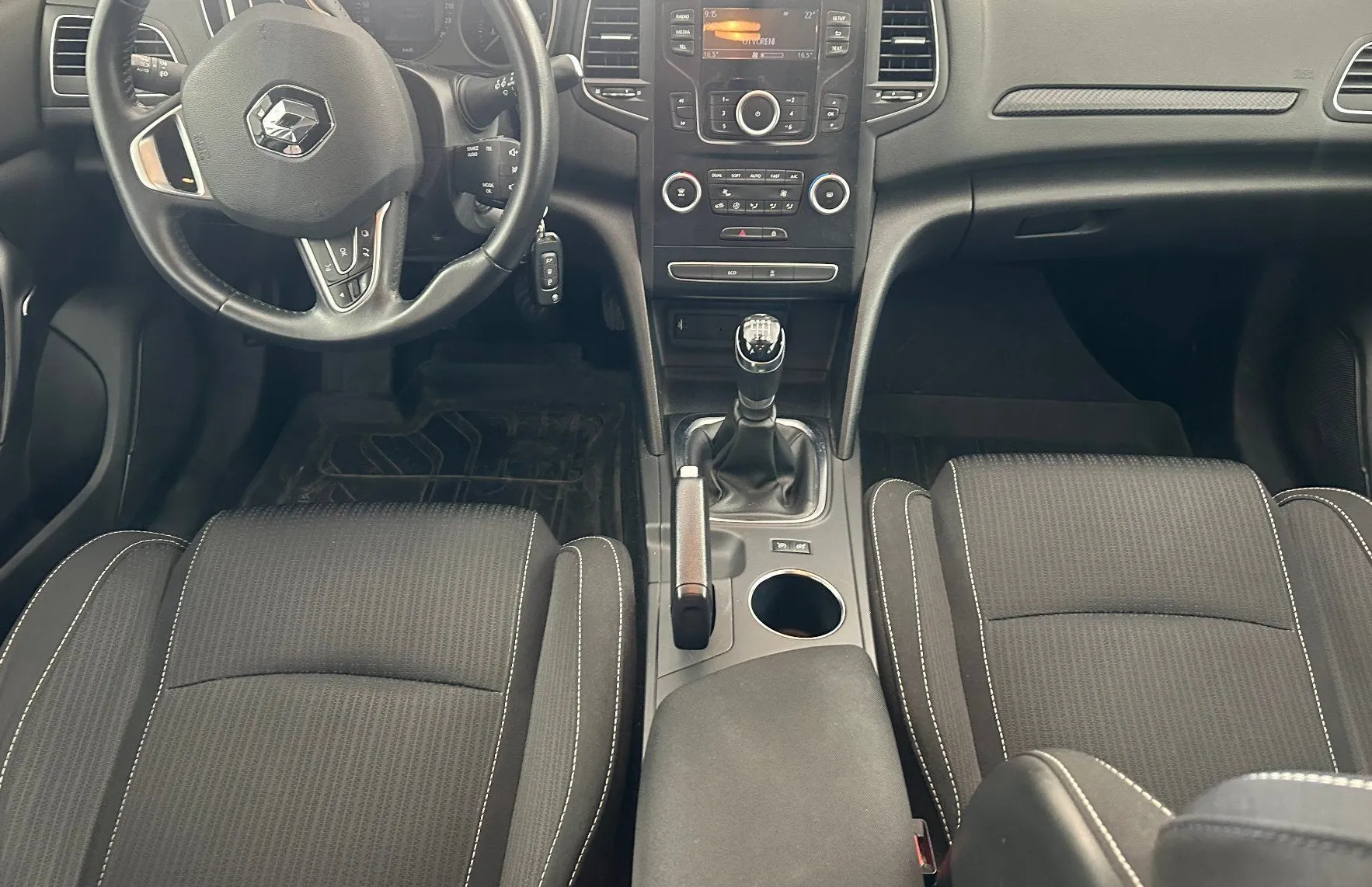 Zunanja slika - Renault Mégane - Megane  Grandtour Blue dCi 115 Business - 9