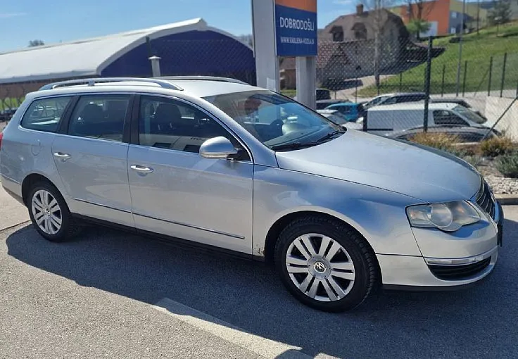 Zunanja slika - VW Passat - Variant 2.0 TDI DPF Comfortline - 3