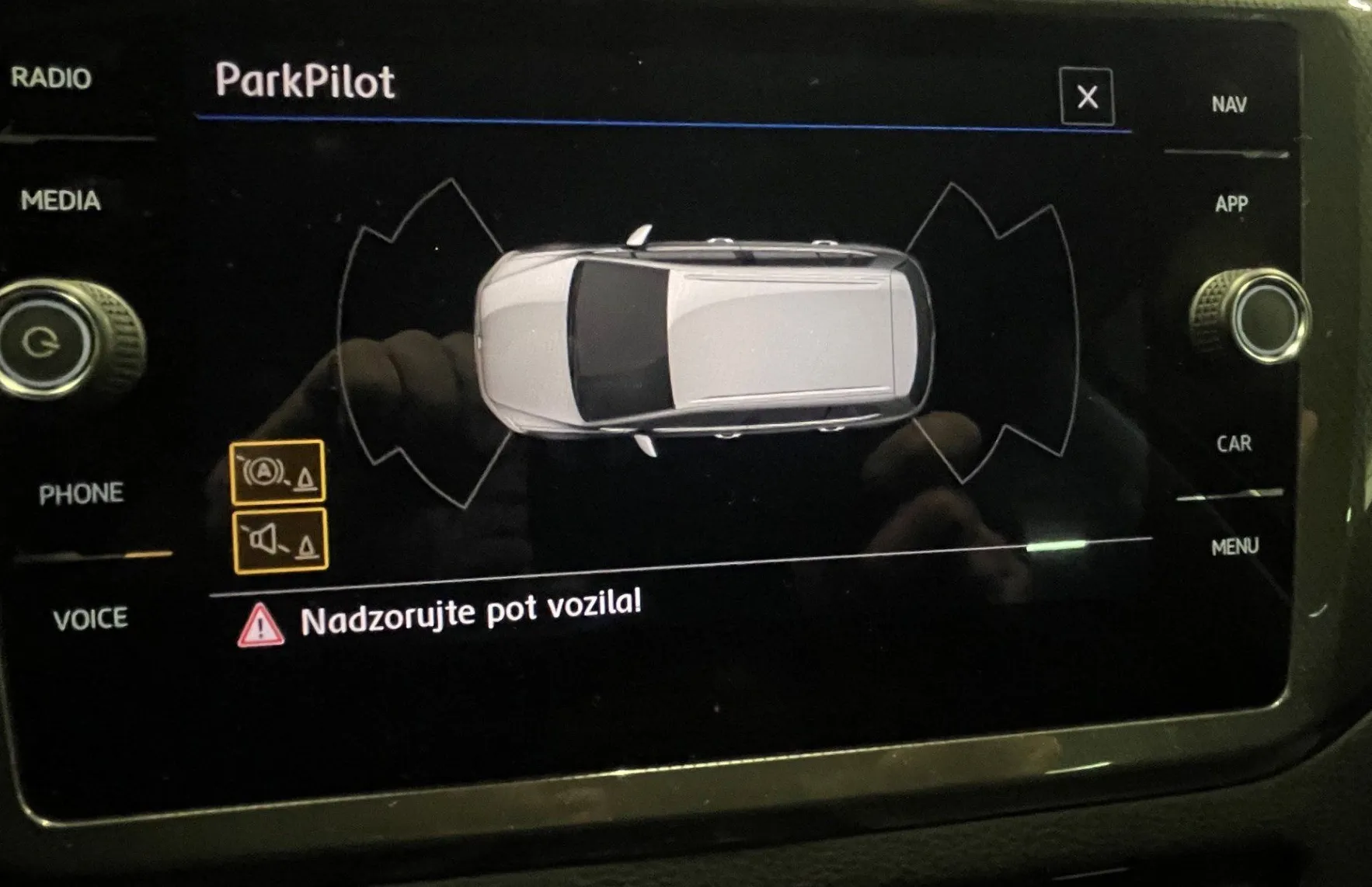 Zunanja slika - Volkswagen Golf - Sportsvan 1.5 TSI ACT Comfortline NAVI.2XPDC.OGR.SEDEŽ - 14