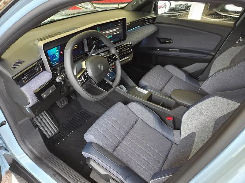 Zunanja slika - Renault 4 E-Tech Electric - Techno EV52 150 Comfort Range+Harman Kardon - 9
