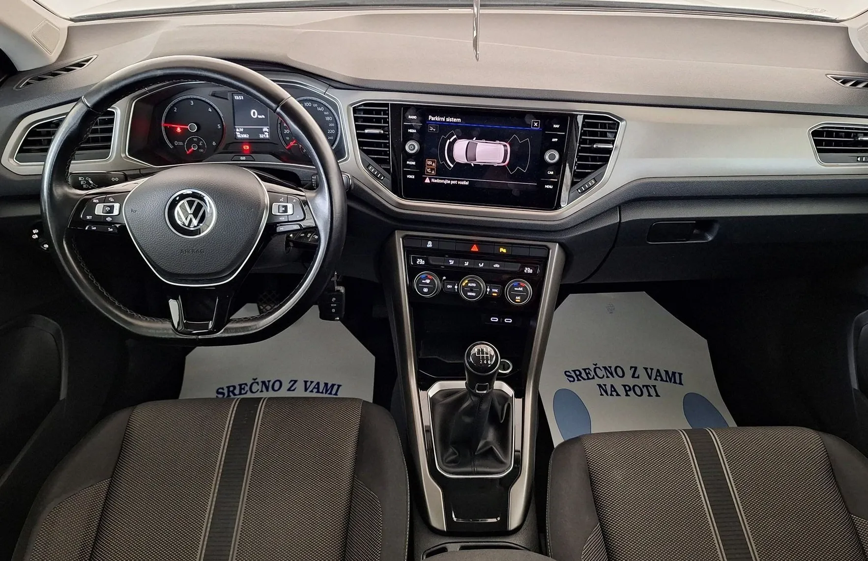 Zunanja slika - Volkswagen T-Roc - 2.0 TDI SCR  •PDC•KAMERA•ACC• - 11