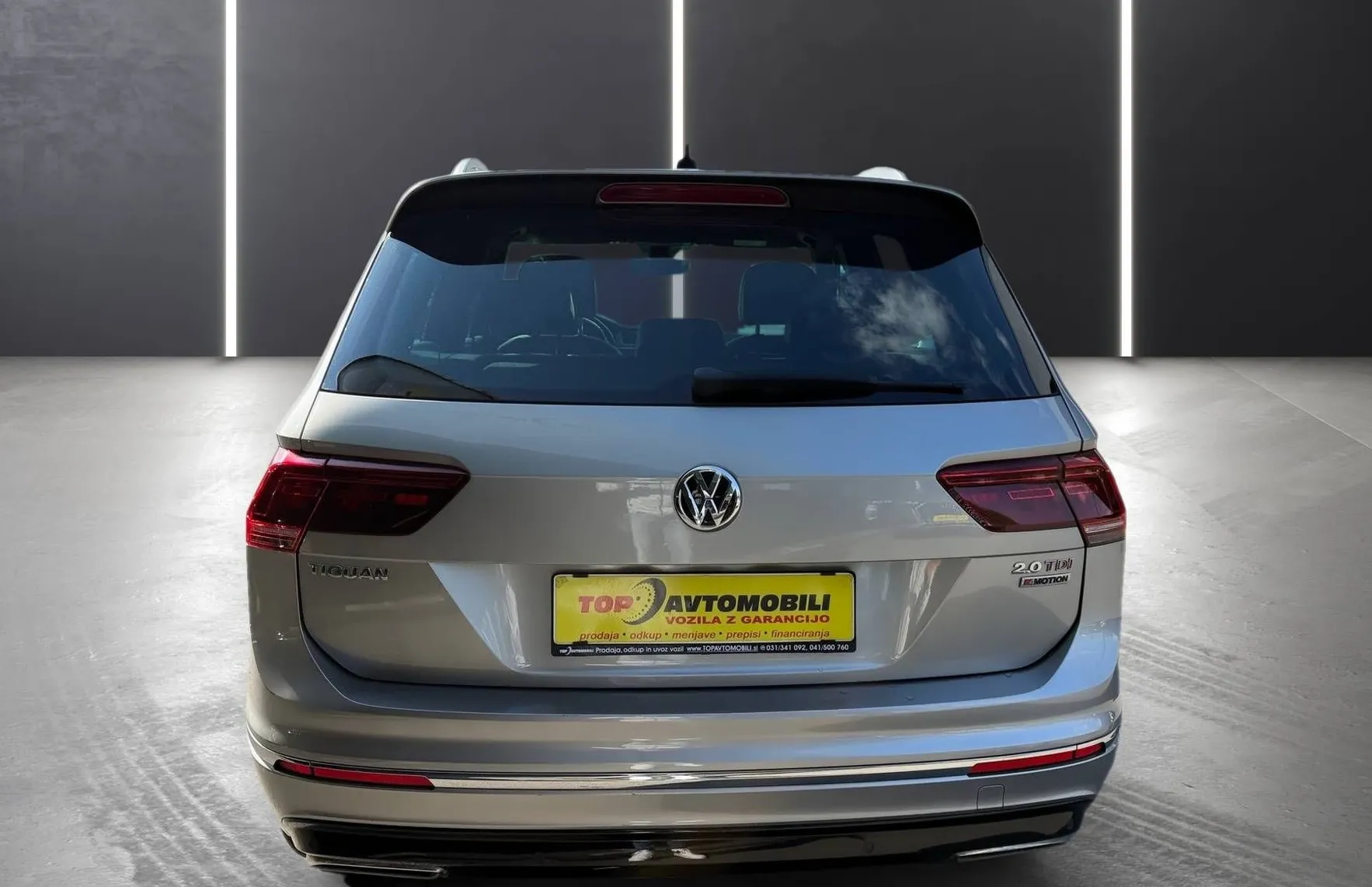 Zunanja slika - VW Tiguan - 2.0 TDI 3x R- LINE 4x4 ACC MEMORY NAPA USNJE TOP.. - 5