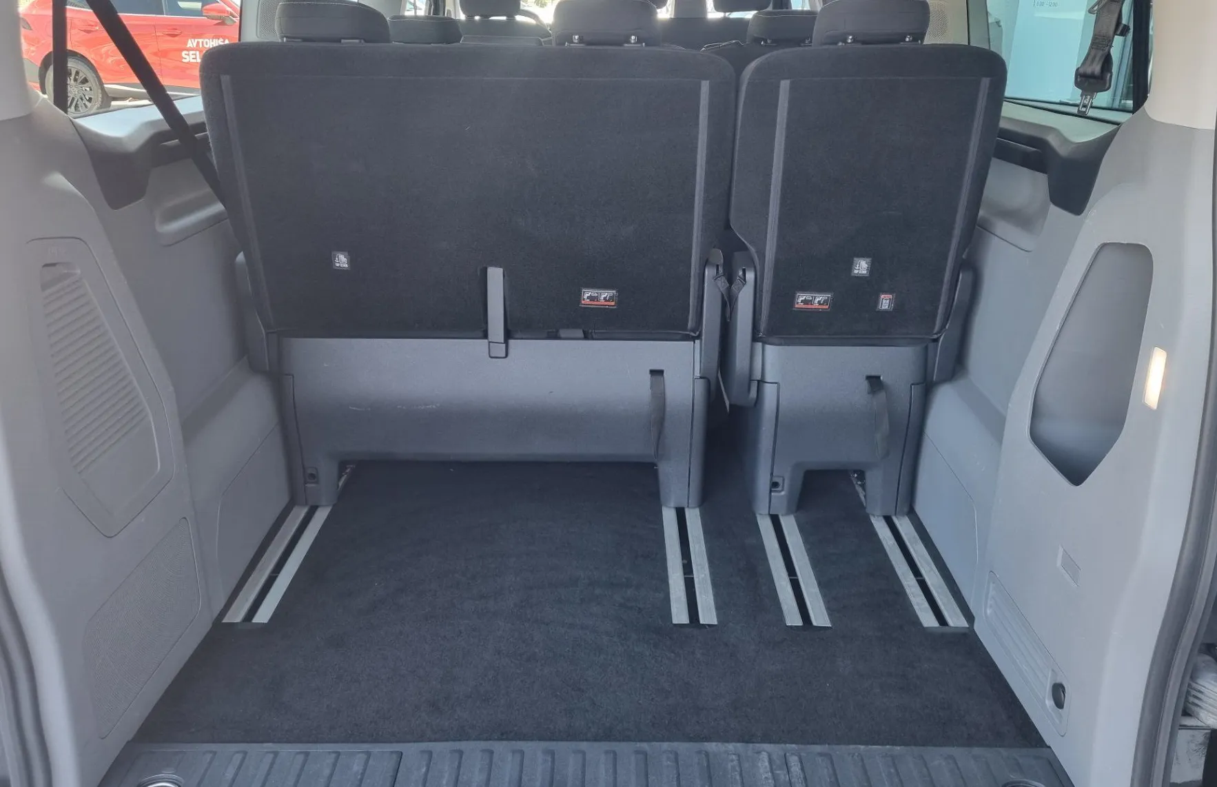 Zunanja slika - Ford Tourneo - Custom 2.0 TDCi TREND L2 - 9 SEDEŽEV - TOP OPREMA - 14