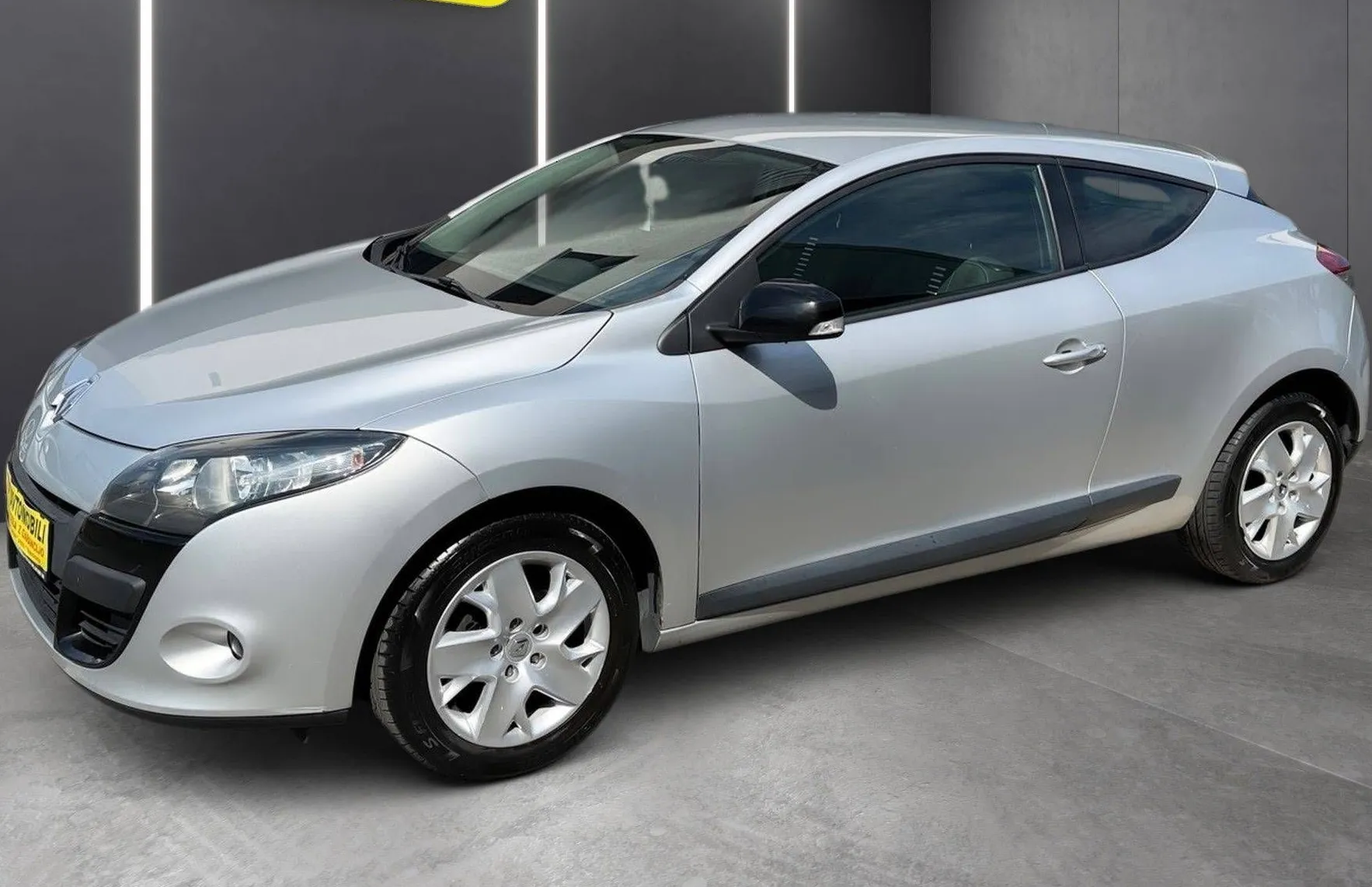 Zunanja slika - Renault Mégane - Megane 1.6 16V SLOVENSKO VOZILO REDNO SERVISIRANO TOP... - 3