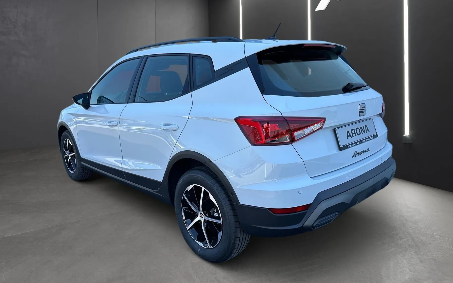 Zunanja slika - Seat Arona - 1.0 Eco TSI Style... - 4