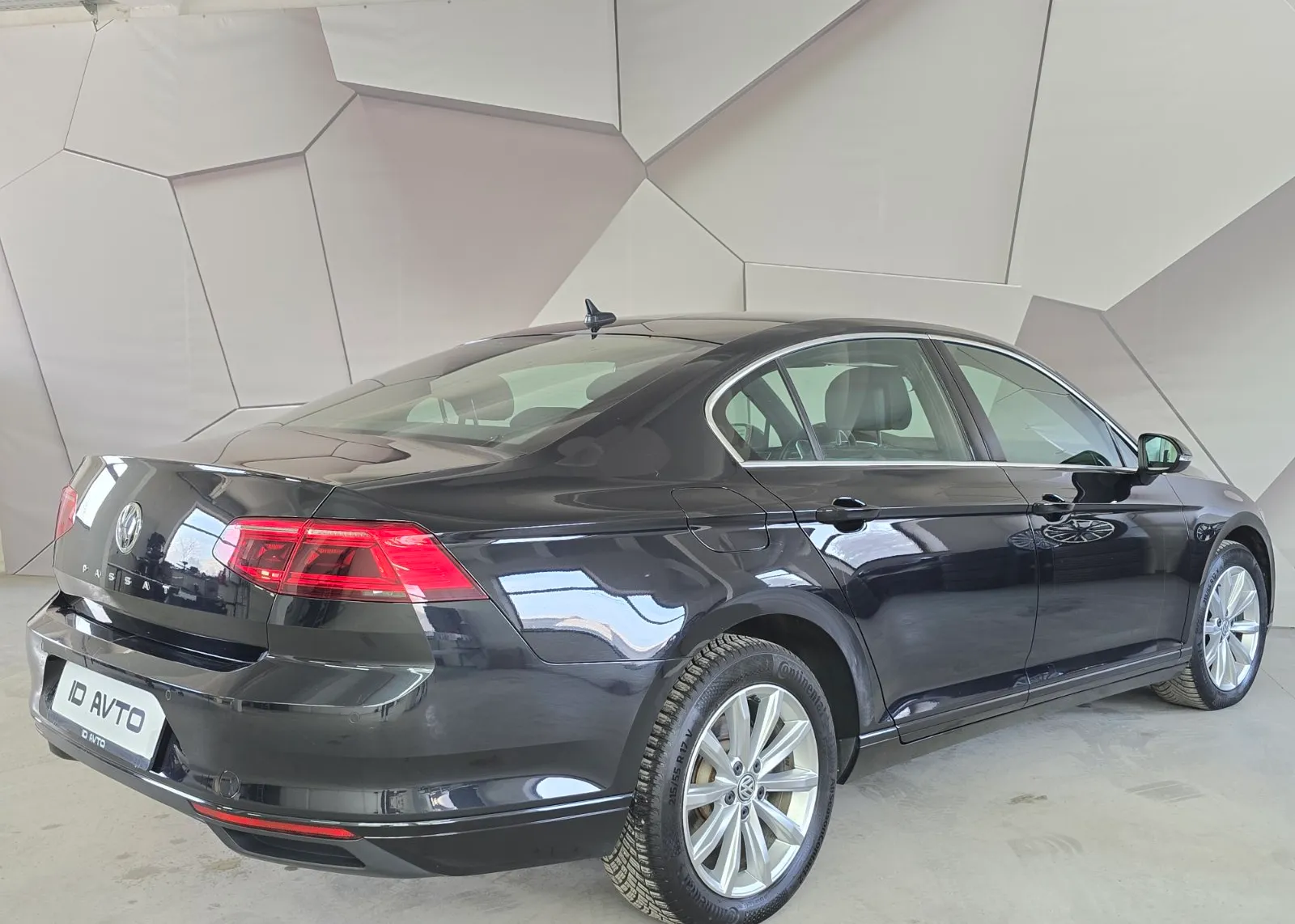 Zunanja slika - VW Passat - 2,0 TDI BMT Connect - 4