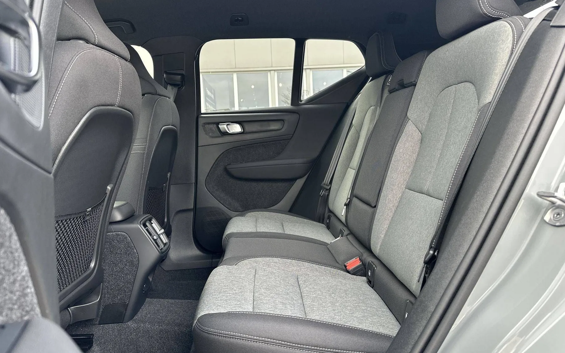 Zunanja slika - Volvo XC40 - B3P Core Avt. - 11