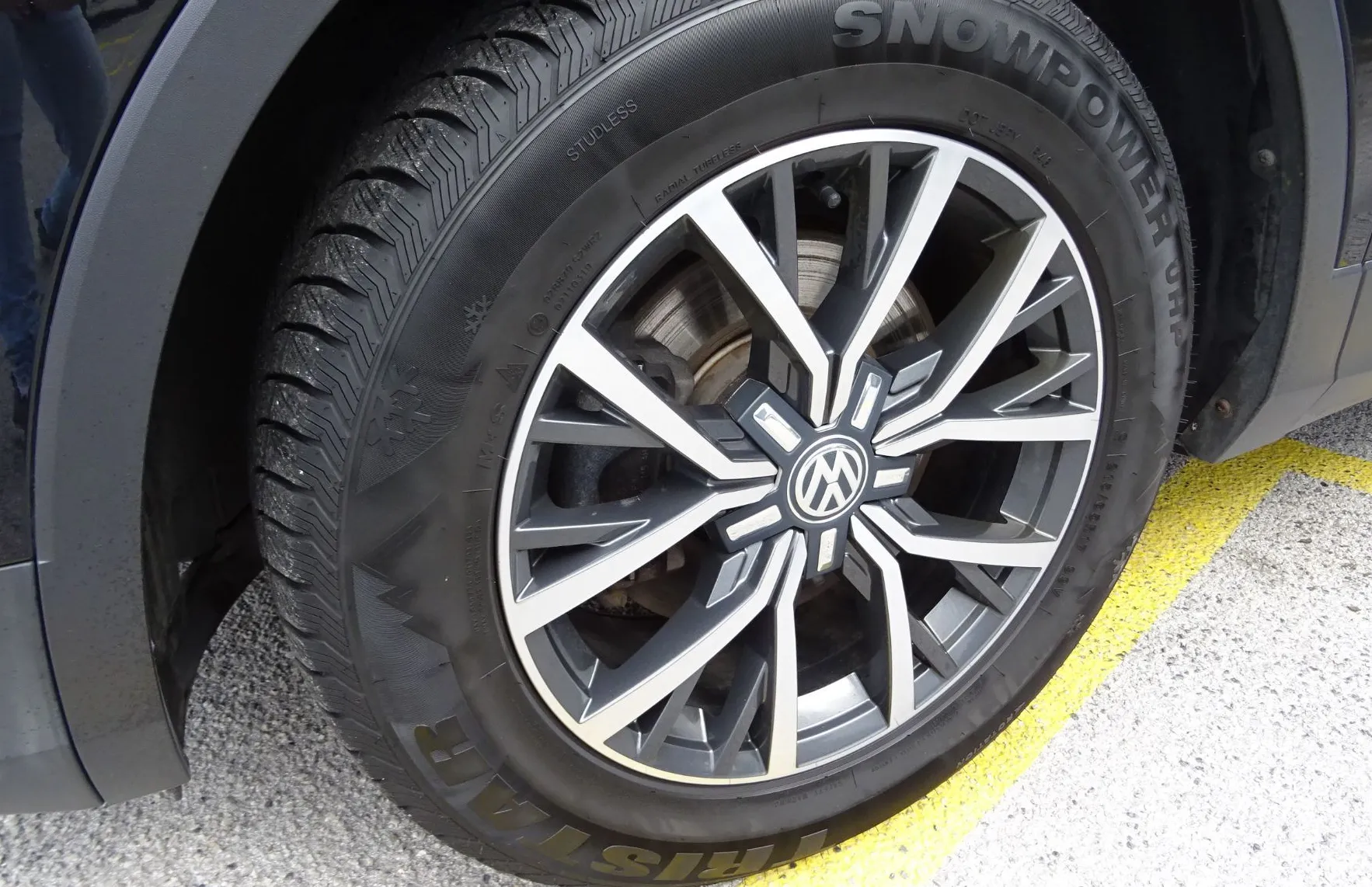 Zunanja slika - Volkswagen Tiguan - 2.0 TDI SCR BMT DSG COMFORTLINE 150KM-LEP- - 7