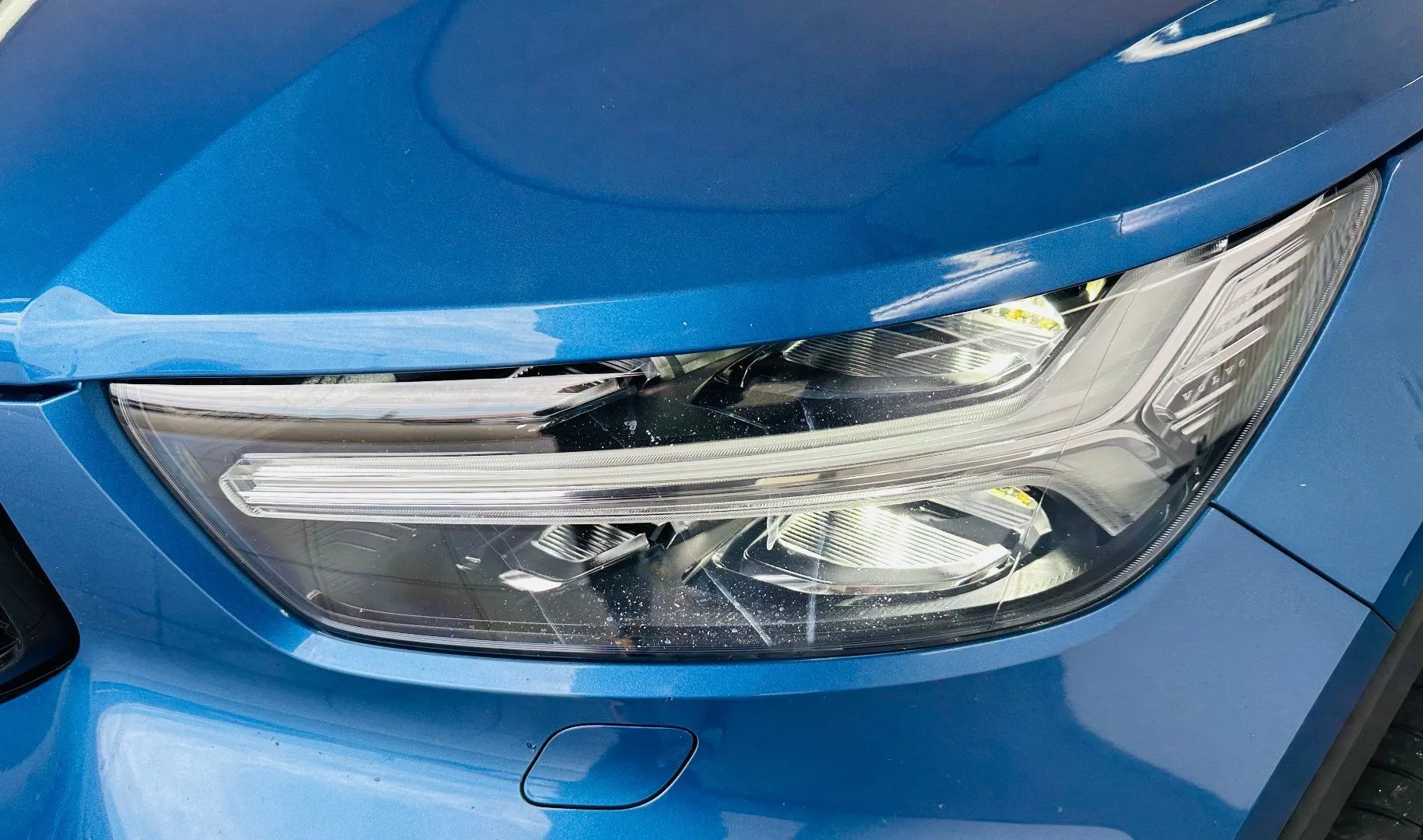 Zunanja slika - Volvo XC40 - T5 Recharge Twin Engine R-Design Avt.KAMERA.LED - 3