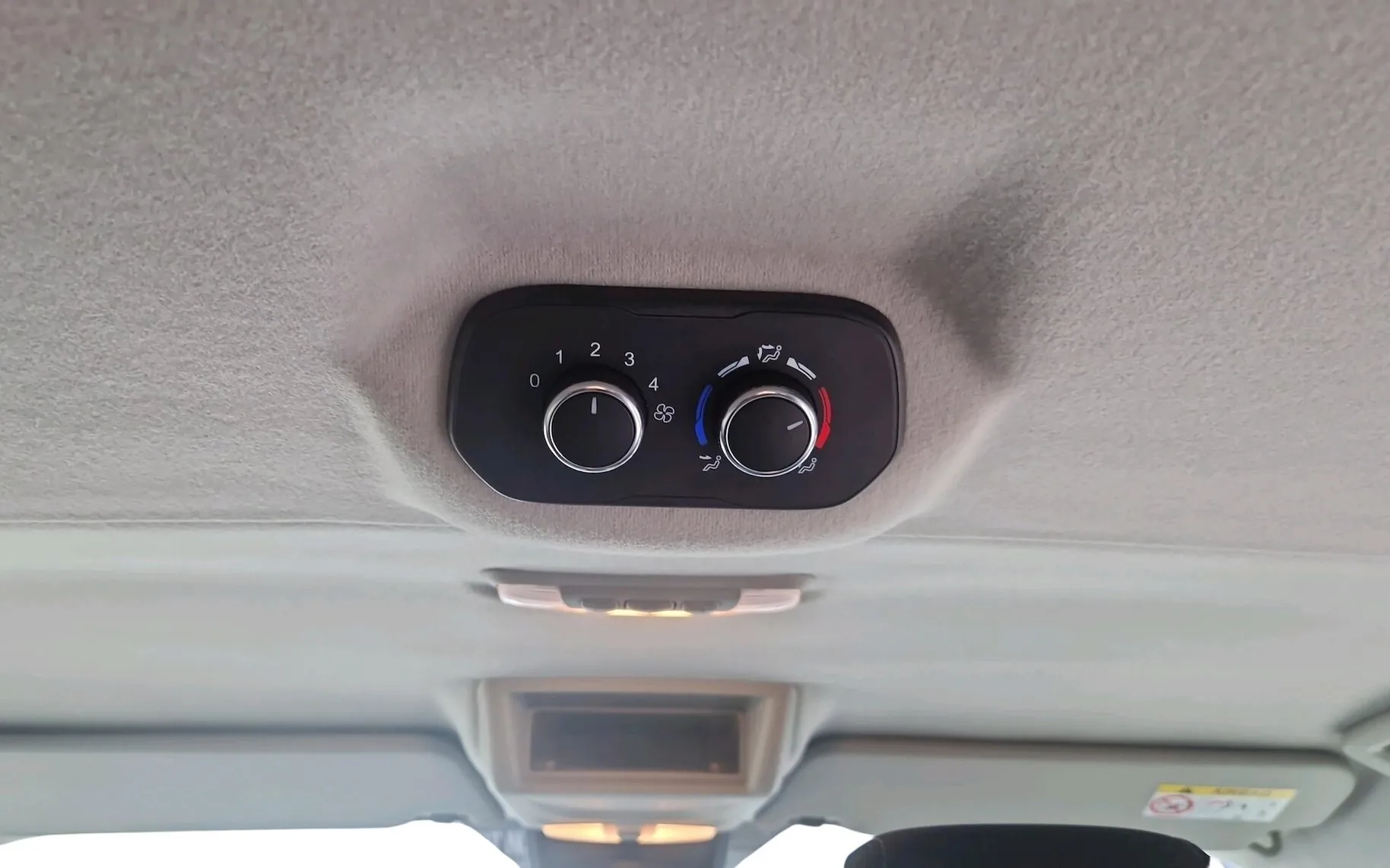 Zunanja slika - Ford Transit Custom - 2.0TDCI-9X SEDEŽ-2X KLIMA-ZIM.PAKET - 8