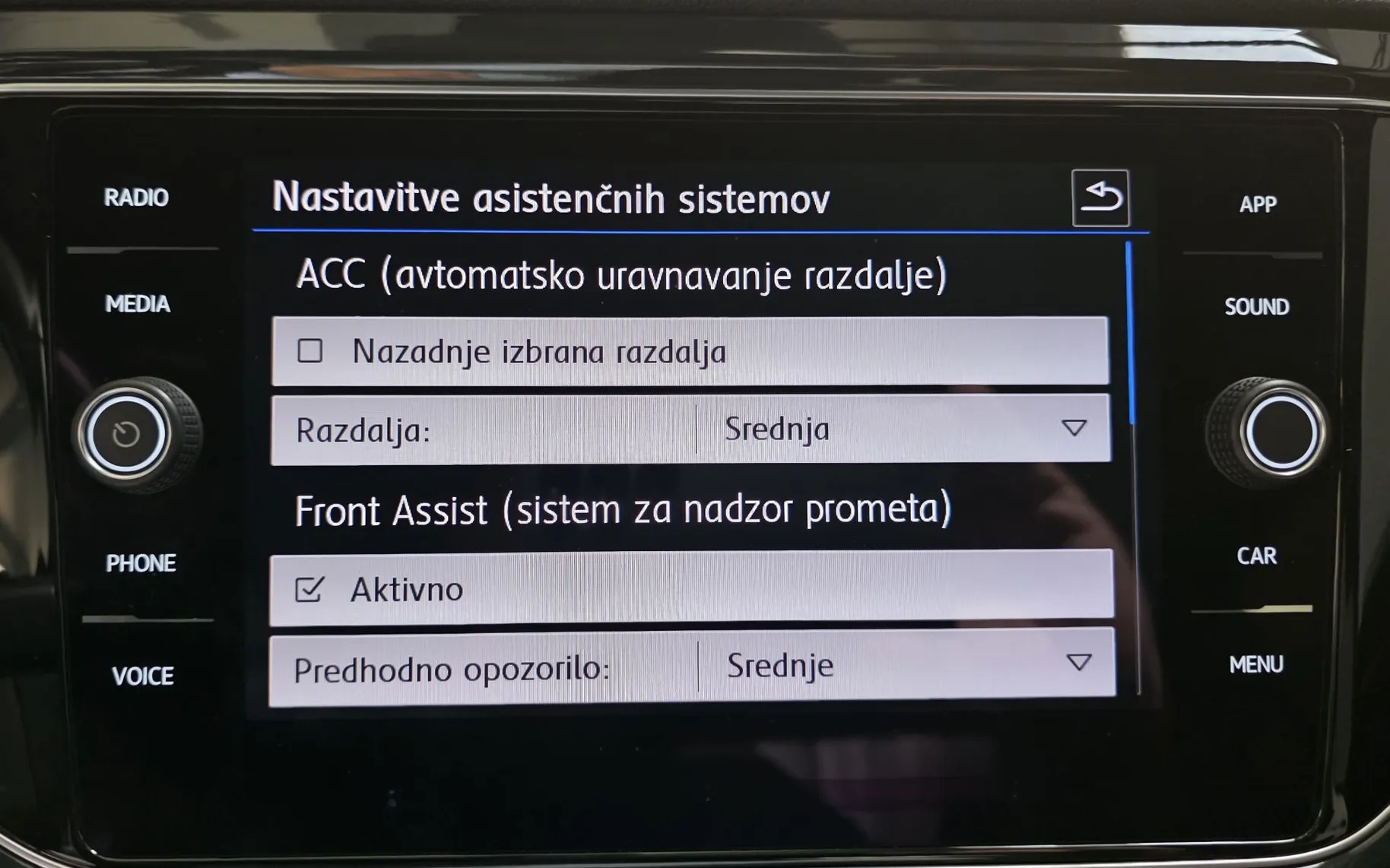 Zunanja slika - Volkswagen T-Roc - 2,0 TDI BMT Sport 1LAST SLO VIRTUAL ACC LANE LED KLJUKA - 12