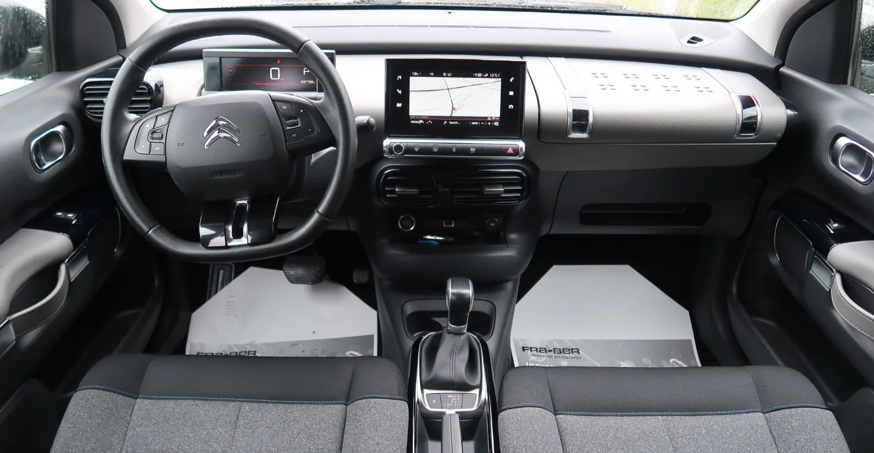 Zunanja slika - Citroën C4 Cactus - Shine PureTech 110 S S EAT6-KAMERA-NAVI-ALU-PDC - 10