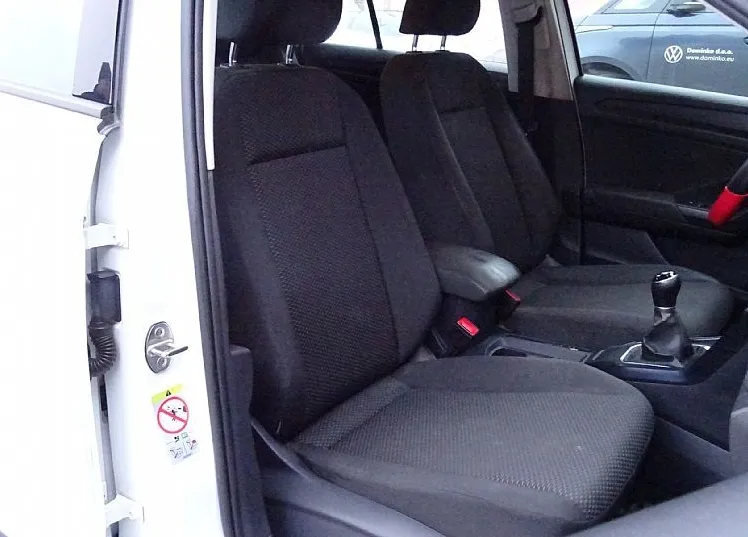 Zunanja slika - VW T-Roc - 1.0 TSI  115KM - SLO - PRVI LASTNIK - - 7
