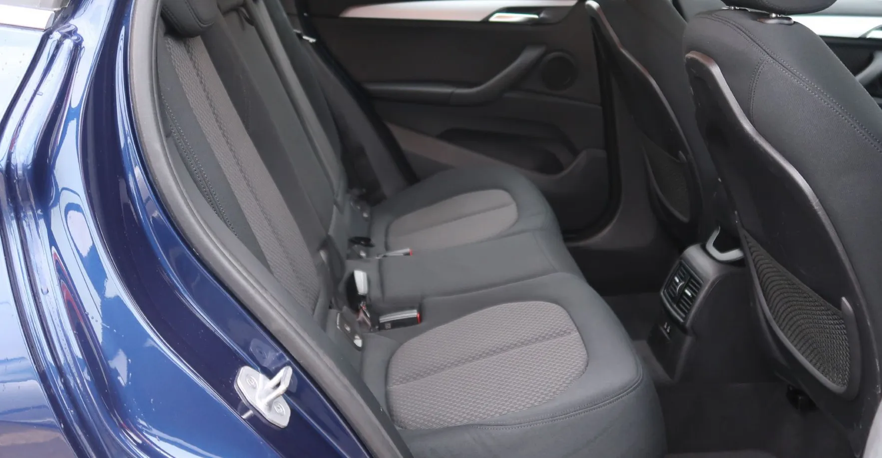 Zunanja slika - BMW X1 - serija :  sDrive16d-NAVI-ALU-PDC-KAMERA-LED - 13