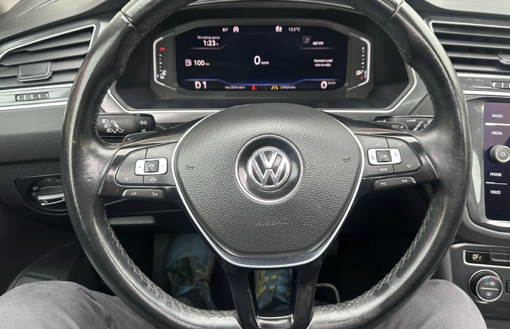 Zunanja slika - Volkswagen Tiguan - 1.5 TSI ACT BMT R-Line DSG.Highline 110kW.KAMERA - 9