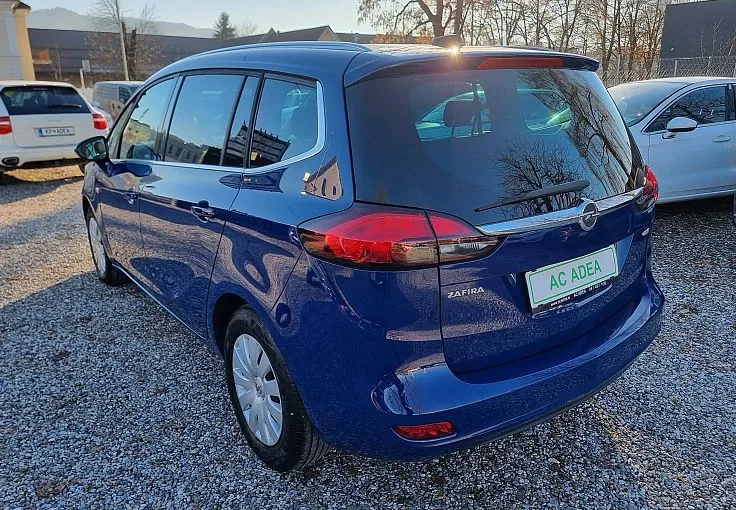 Zunanja slika - Opel Zafira - 1.6 CDTI - BREZ POLOGA - OPRAVLJEN VELIKI SERVIS - 3