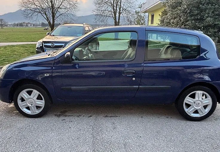 Zunanja slika - Renault Clio - 1.2 16V STORIA TEAM - 8