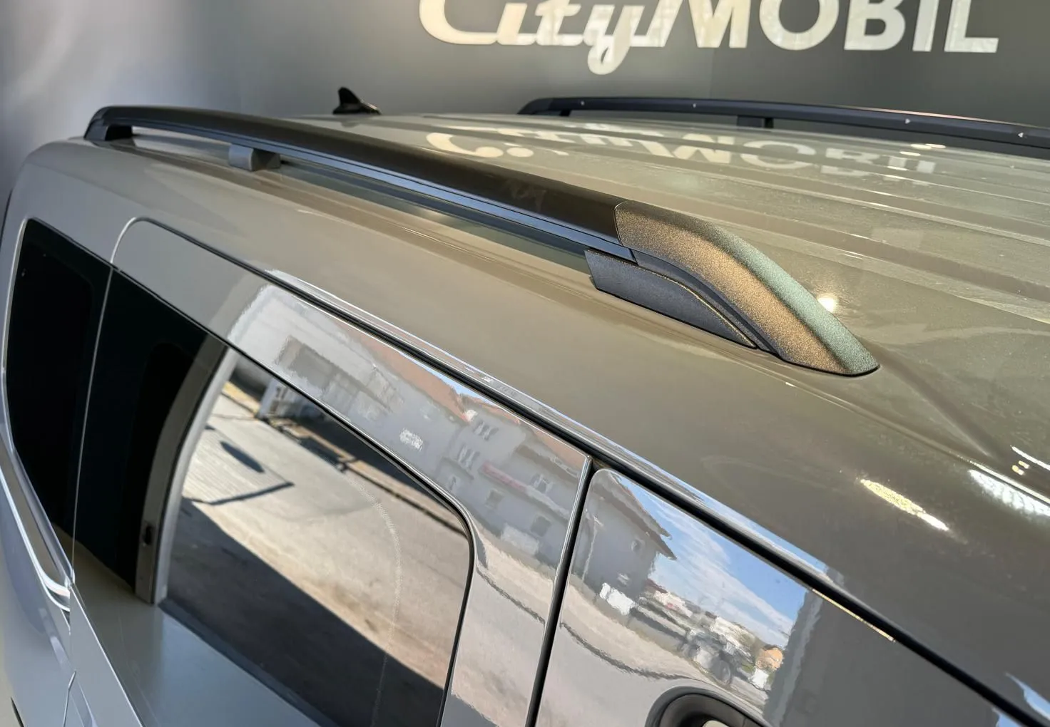 Zunanja slika - VW Caddy - -2.0-TDI-RADAR-LANE-DSG-VIRTUAL-LED-ALU - 13