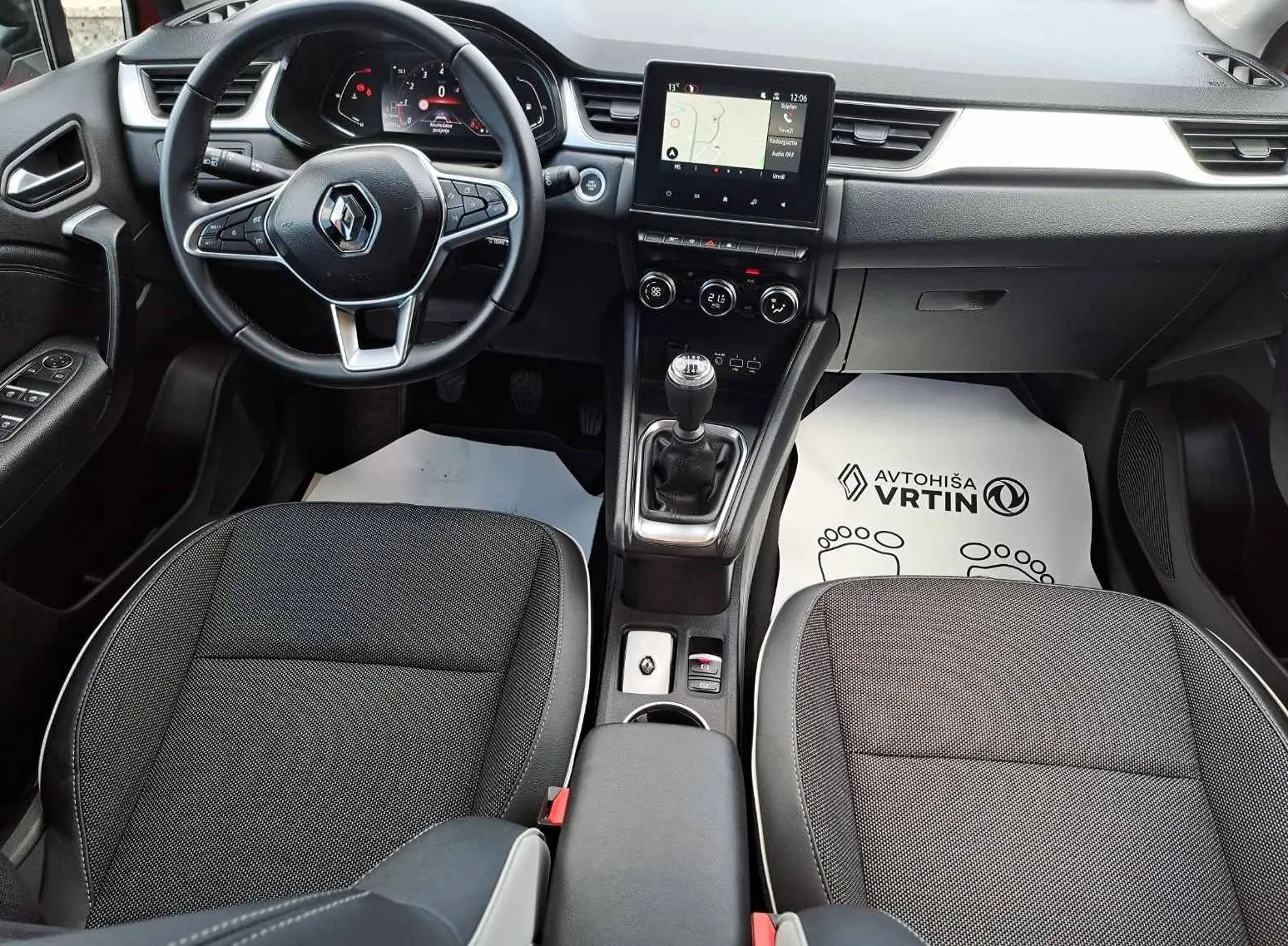 Zunanja slika - Renault Captur - 1.0 TCE 90 TECHNO Z ENOLETNIM JAMSTVOM - 9