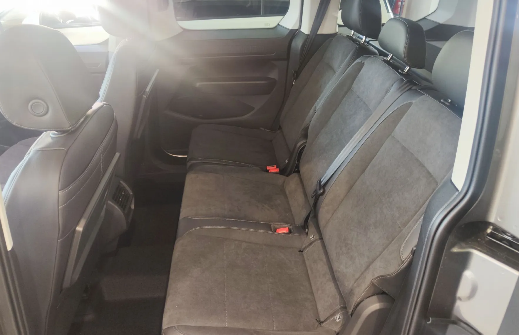 Zunanja slika - Volkswagen Caddy - Style 1.5 TSI DSG - 11