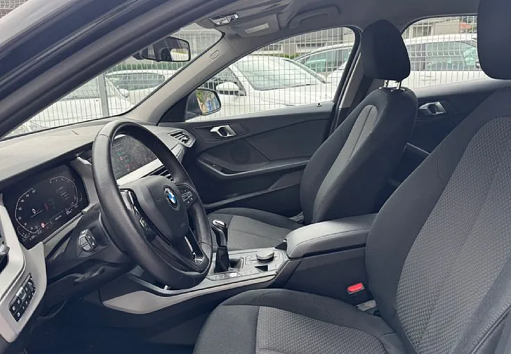 Zunanja slika - BMW Serija 1 - : 116d  BUSINESS DESIGN - LED- NAVI - PDC-VIRTUAL - 7