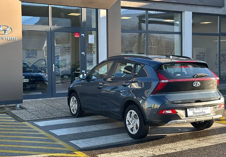 Zunanja slika - Hyundai Bayon - 1.2 MPI°°1.Lastnik°°SLO°°Garancija - 3