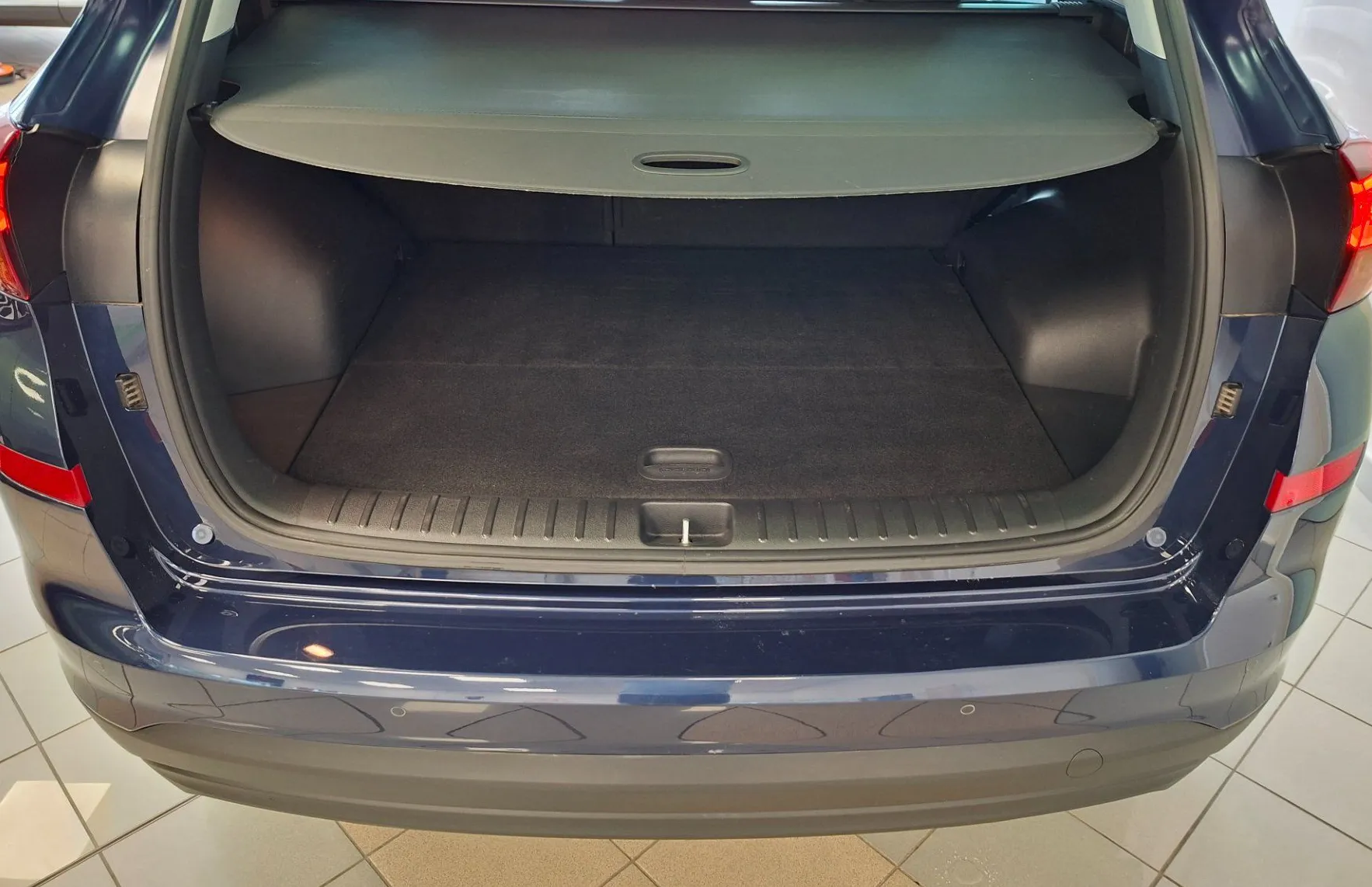 Zunanja slika - Hyundai Tucson - 1.6 GDI PREMIUM-SLO-1.LAST.-LED-NAVI-KAMERA- - 17