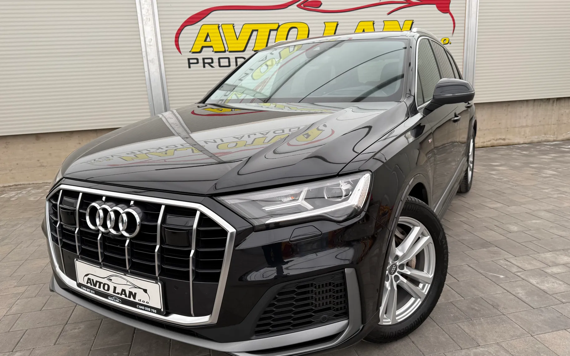 Zunanja slika - Audi Q7 - quattro 55 TFSIe S line Tiptronic - 1