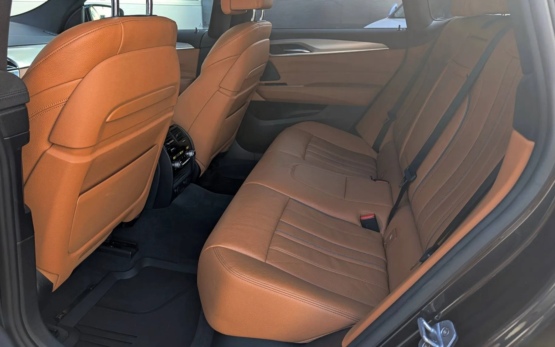 Zunanja slika - BMW serija 6 Gran Turismo - Serija 6 640d xDrive M-Sport |Kamera360|Soft-Close|Head-up| - 11