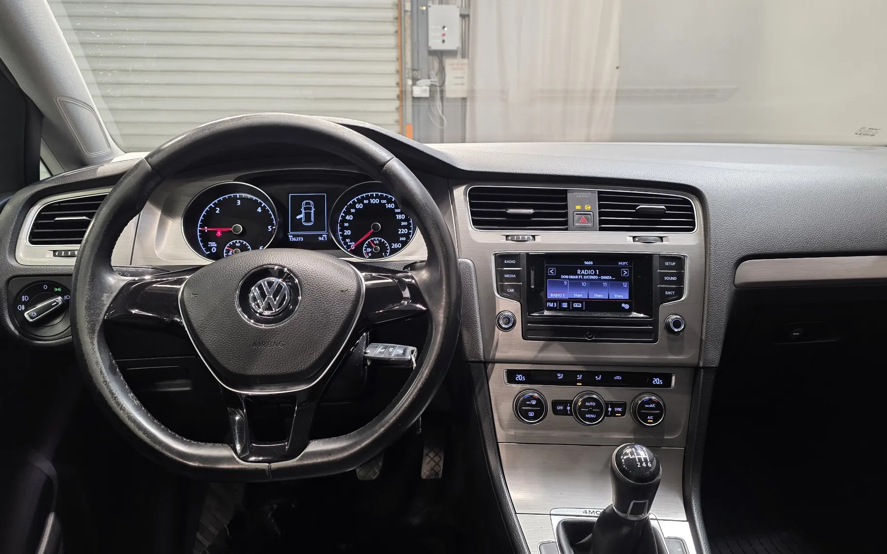 Zunanja slika - Volkswagen Golf - 4MOTION 2.0TDI BMT 1.LAST SLO TEMP ALU KLJUKA - 7