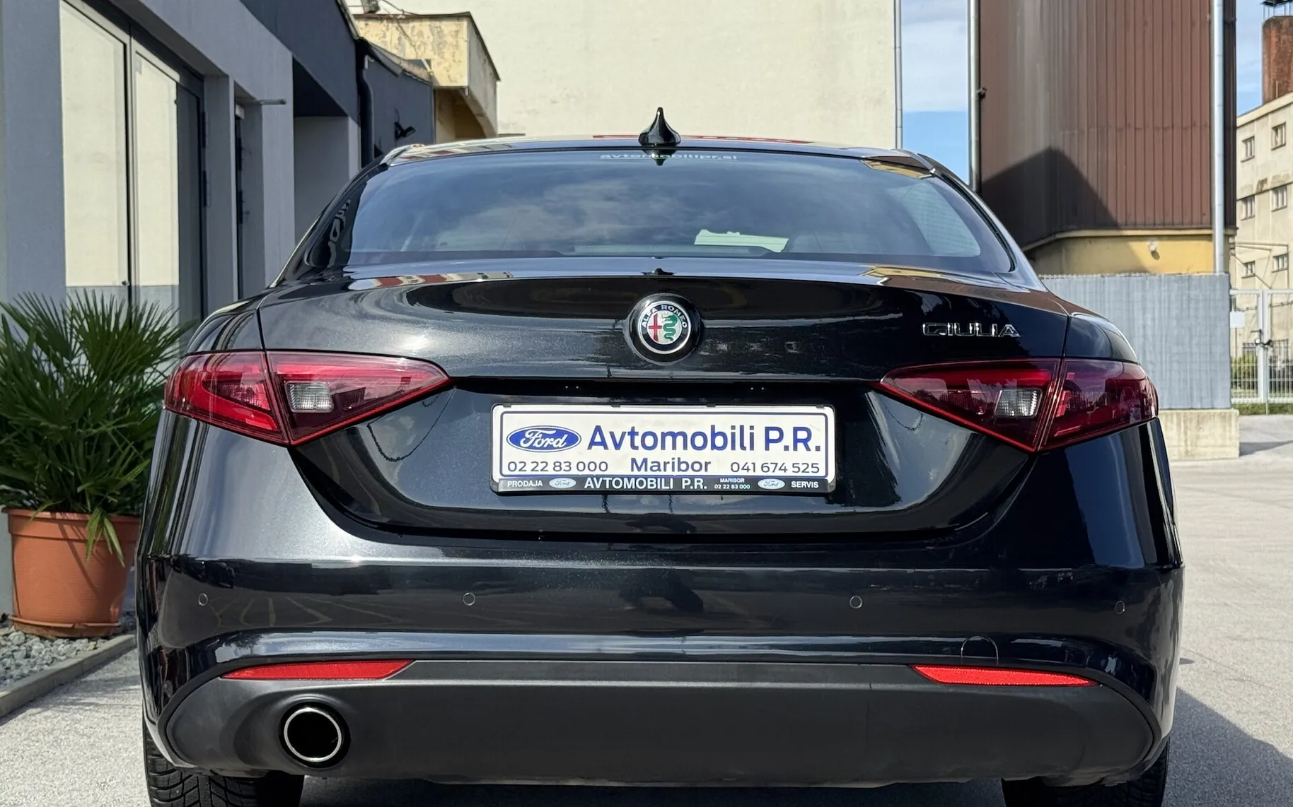 Zunanja slika - Alfa Romeo Giulia - 2.2 Multijet 150KM USNJE NAVI BI-XENON DAB - 15