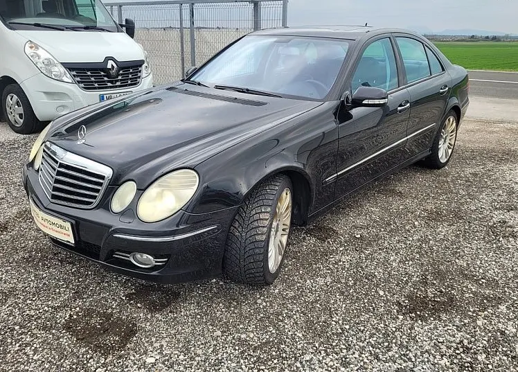 Zunanja slika - Mercedes-Benz E-Razred - E 350 4matic CLASSIC - 2