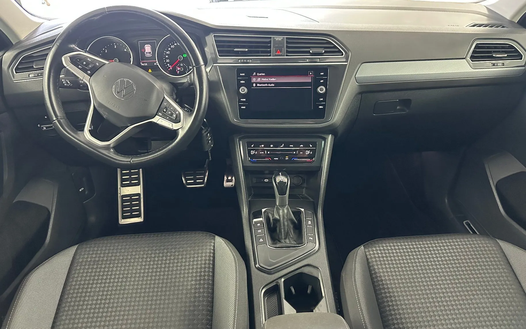 Zunanja slika - Volkswagen Tiguan - 2.0 TDI 110kW.NEMŠKI+4ALU.NAVI.AUT.GRET.SED.LED - 16