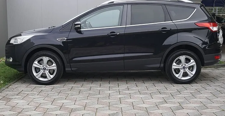 Zunanja slika - Ford Kuga - 2.0 TDCi 103kW 4x2 Trend+avt.klima+priklop +alu 17 - 8