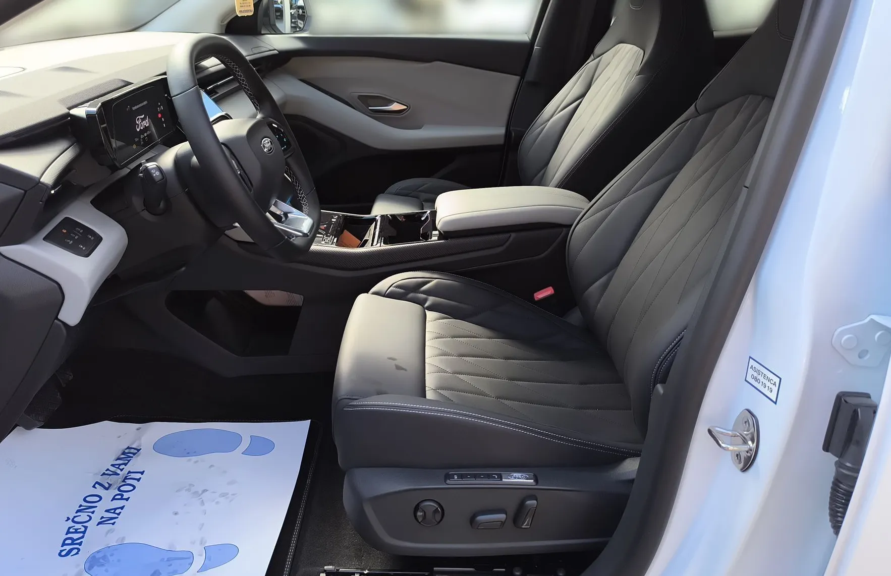 Zunanja slika - Ford Explorer - EV PREMIUM dv.elektr.79kWh 250 kW at AWD - 9