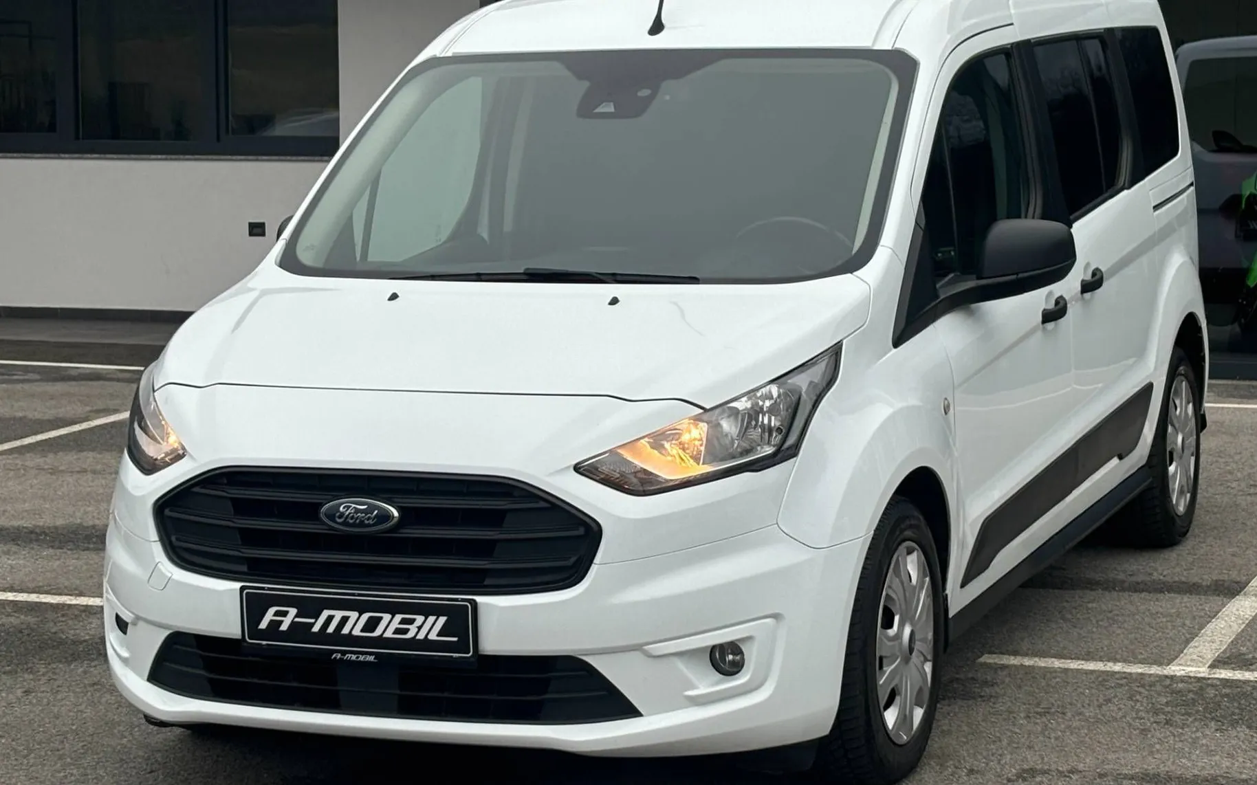 Zunanja slika - Ford Tourneo Connect - L2 1.5 TDCi  Active ... - 1