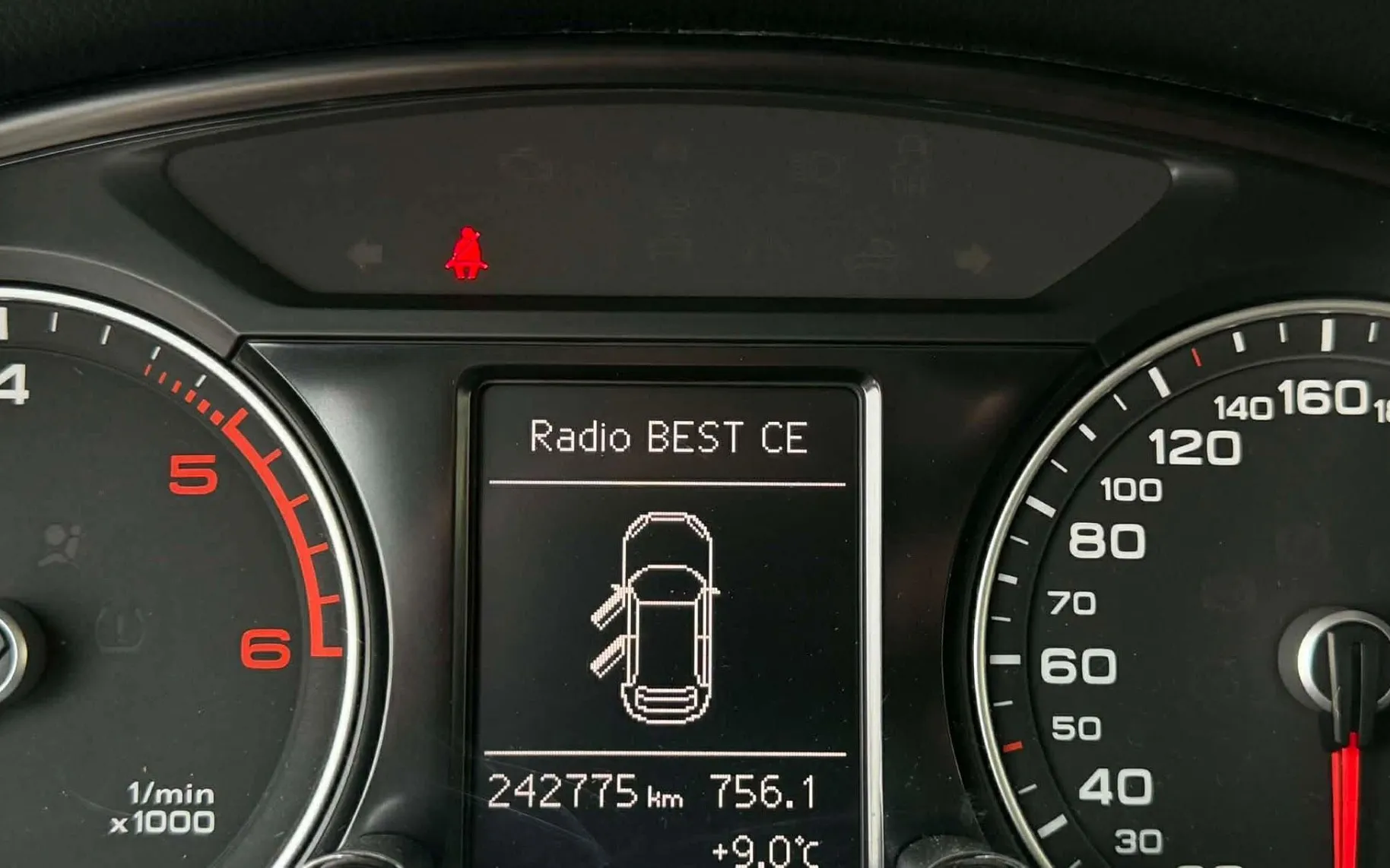 Zunanja slika - Audi Q5 - 2.0 TDI-XENON+LED-LIZING ZA TUJCE-ODLIČEN - 14