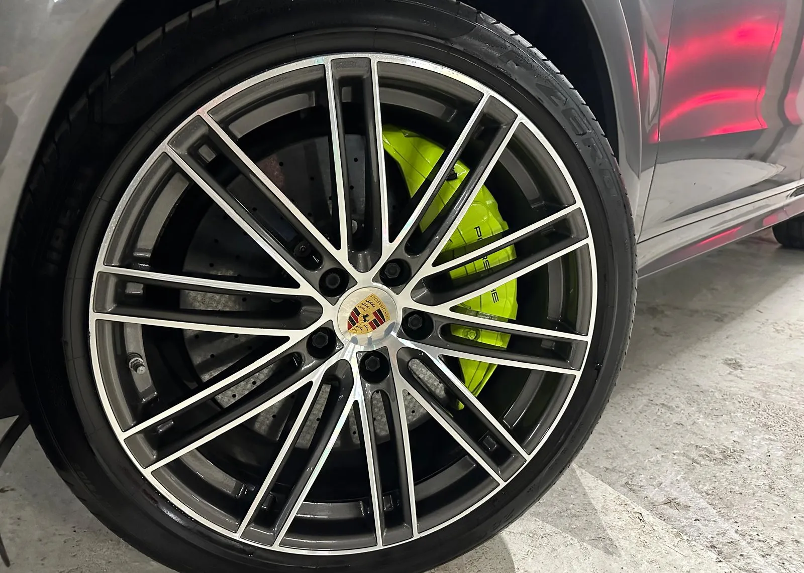 Zunanja slika - Porsche Cayenne - 4.0 Turbo S E-Hybrid - 680HP - 1.LASTNIK - 22COL - - 12