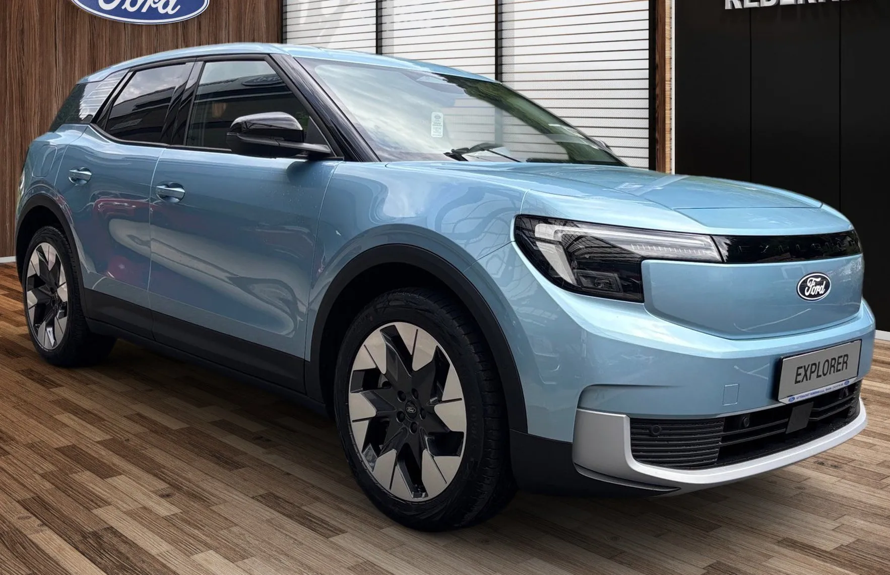 Zunanja slika - Ford Explorer - EV PREMIUM 286PS 79kWh RWD- NA ZALOGI - 2