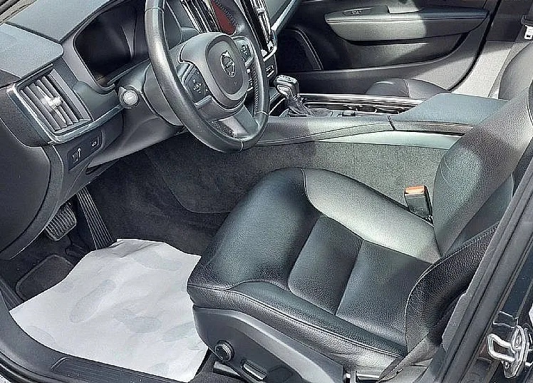 Zunanja slika - Volvo V90 - D3 Kinetic - 4