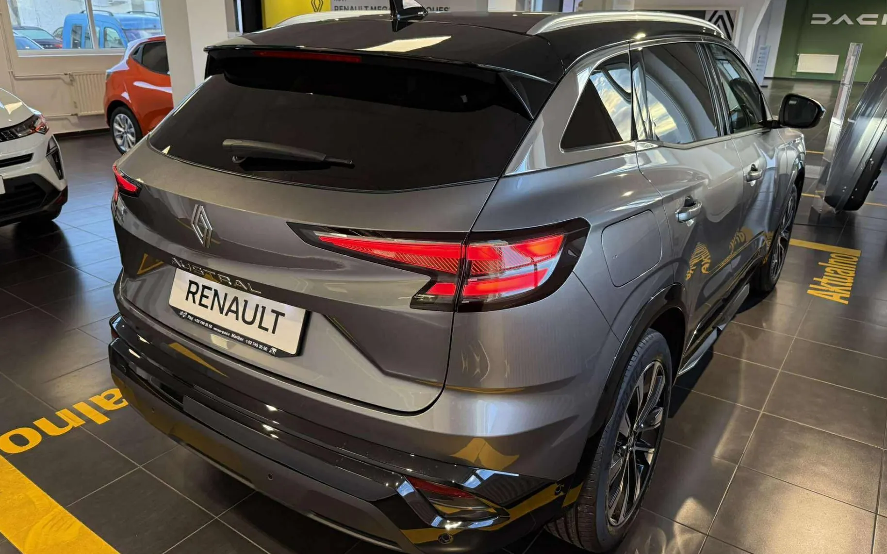 Zunanja slika - Renault Austral - techno mild hybrid 160 auto AKCIJA ZALOGA - 3