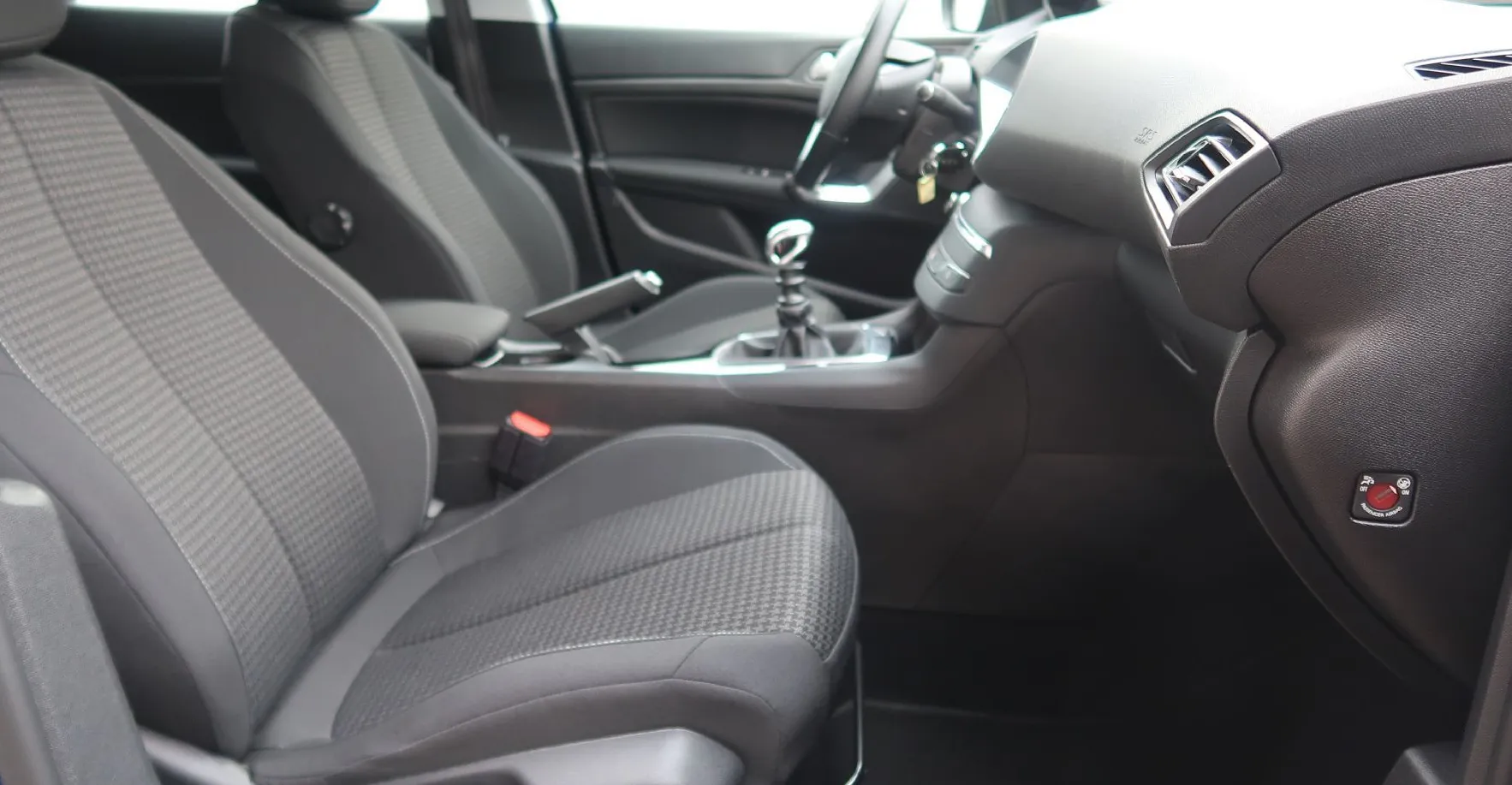 Zunanja slika - Peugeot 308 - 1.5 BlueHDi 100 STT ACTIVE PACK ALU NAVI-LED-PDC - 13