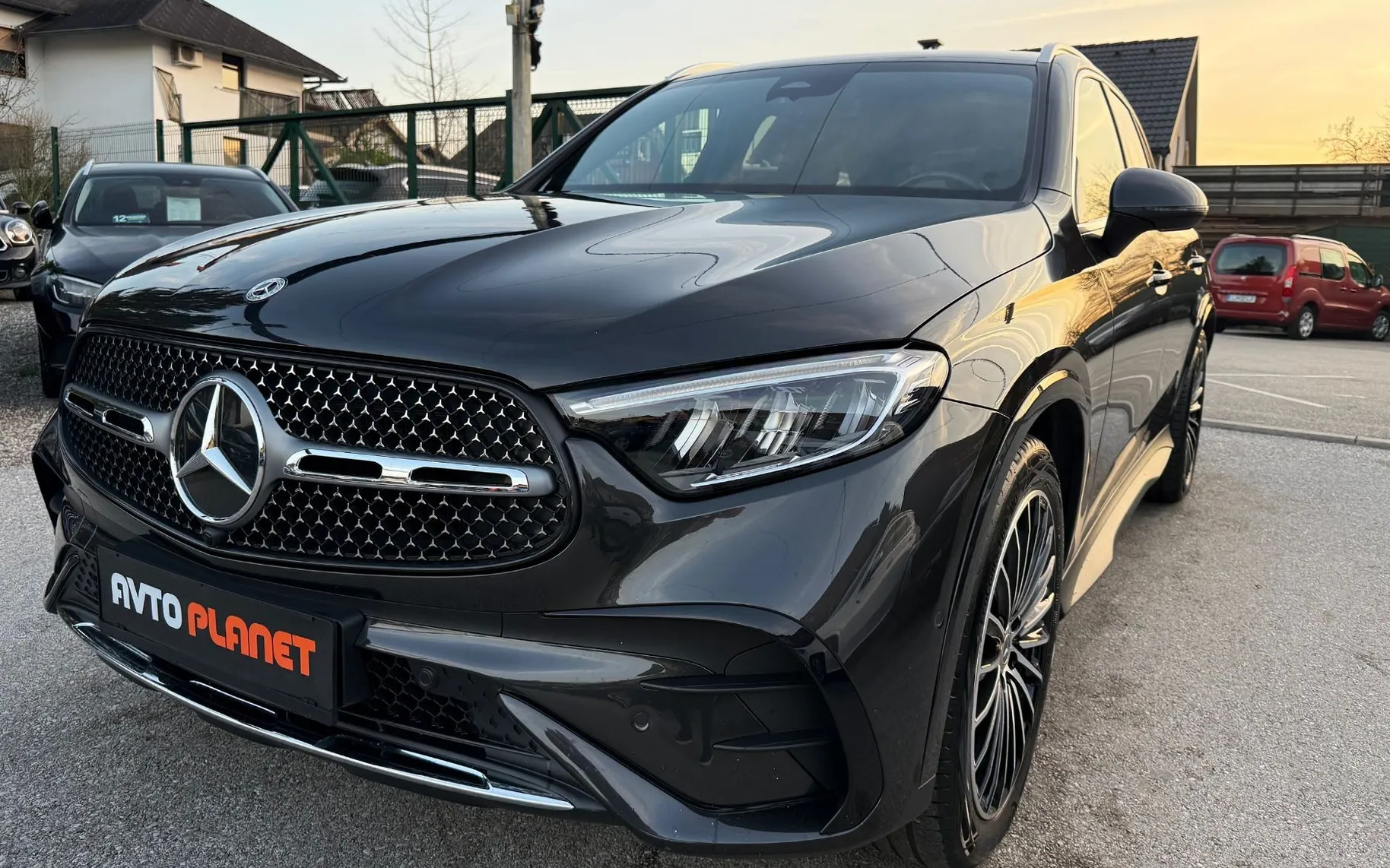 Zunanja slika - Mercedes-Benz GLC-Razred - GLC 200 4MATIC HYBRID AMG LiNE FULL LED ACC ALU20 - 8